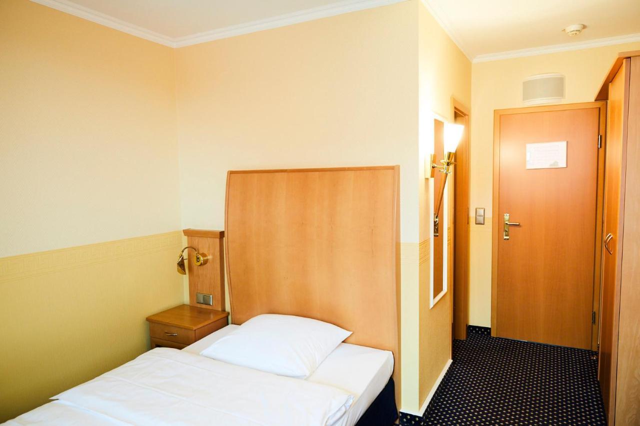 Hotel Cap Polonio Пиннеберг Экстерьер фото